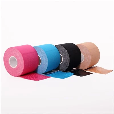 Physio Tape na podporu bolesti kolene běžce
